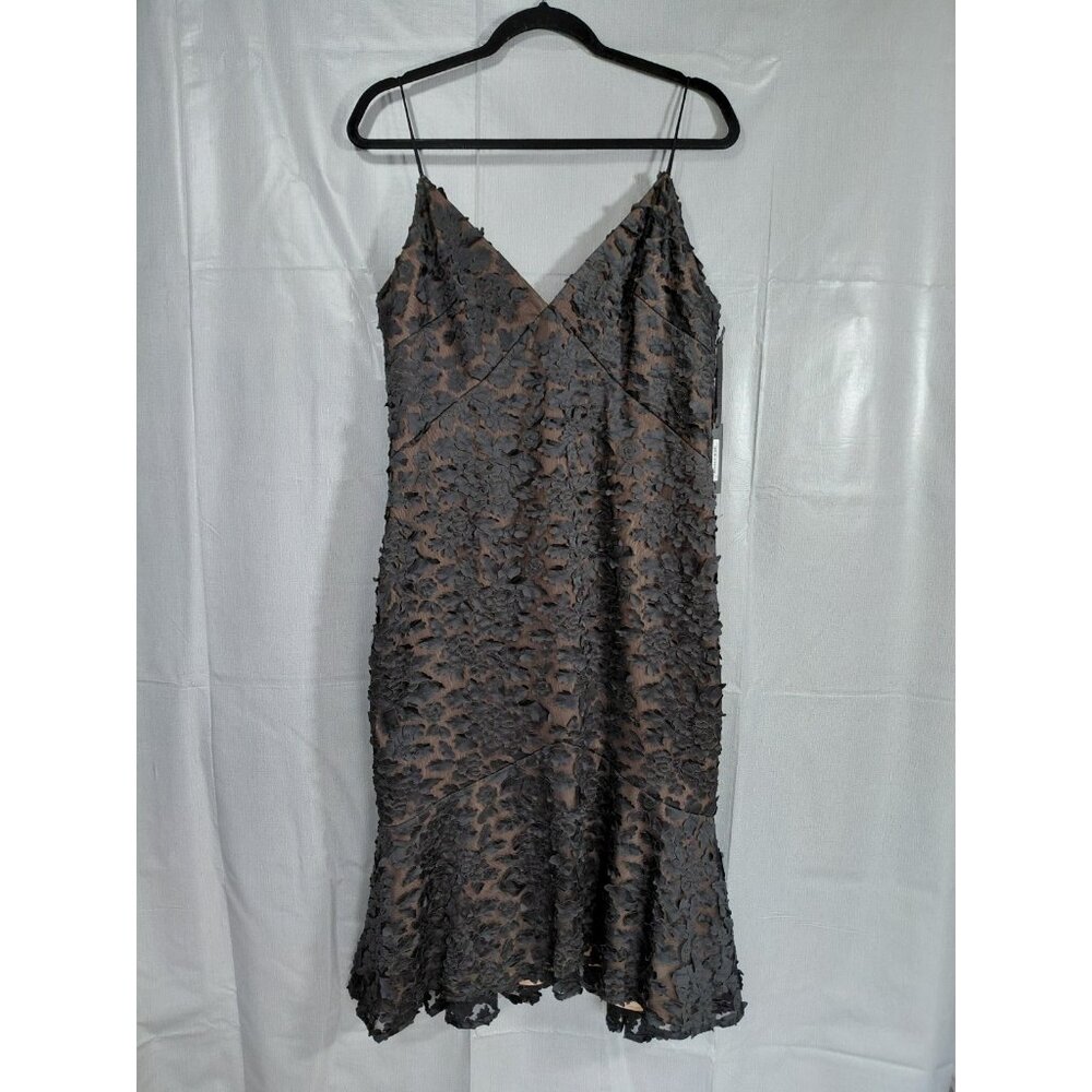 Vera Wang Sweetheart Slip Dress Black Nude Flare Hem 3D Floral Applique Cocktail